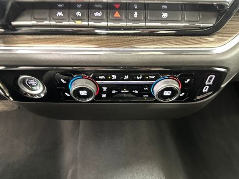 Used 2023 Chevrolet Silverado 1500 LT image 23