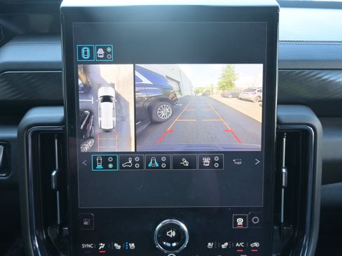 Used 2026 GMC Yukon AT4 AWD/4WD image 26