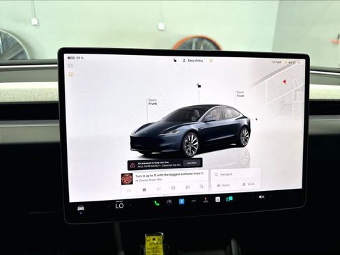Used 2025 Tesla Model 3 RWD image 9