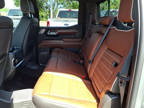 Used 2025 GMC Sierra 1500 Denali Ultimate AWD/4WD image 19
