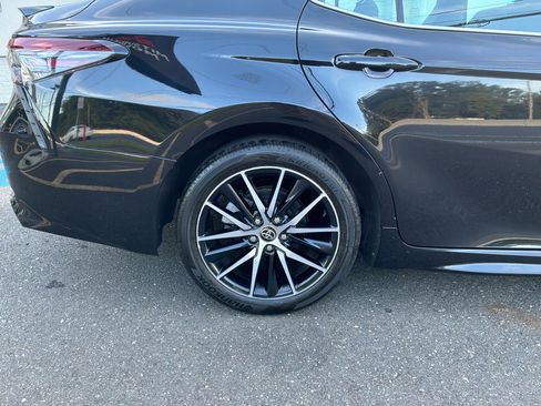 Used 2022 Toyota Camry SE w/ Carpet Mat Package (TMS) FWD image 24
