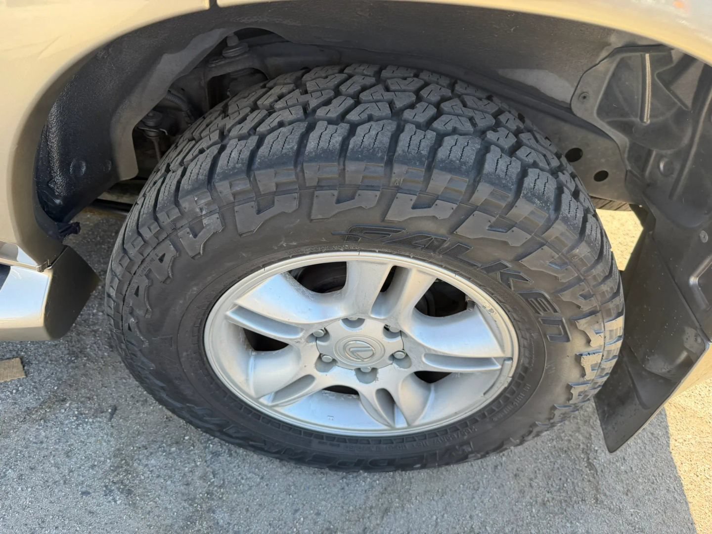 Used 2004 Lexus GX 470 AWD/4WD image 39
