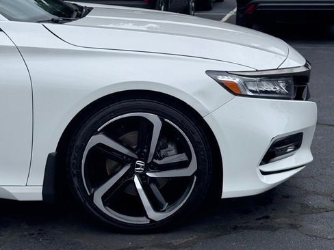 Used 2019 Honda Accord Sport image 16