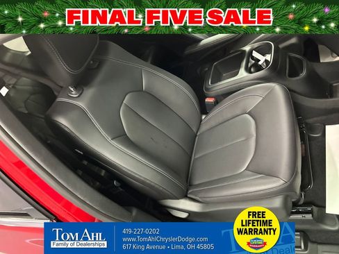 New 2026 Chrysler Voyager LX image 24