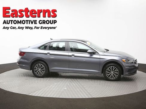 Used 2020 Volkswagen Jetta SE w/ SE Cold Weather Package image 48