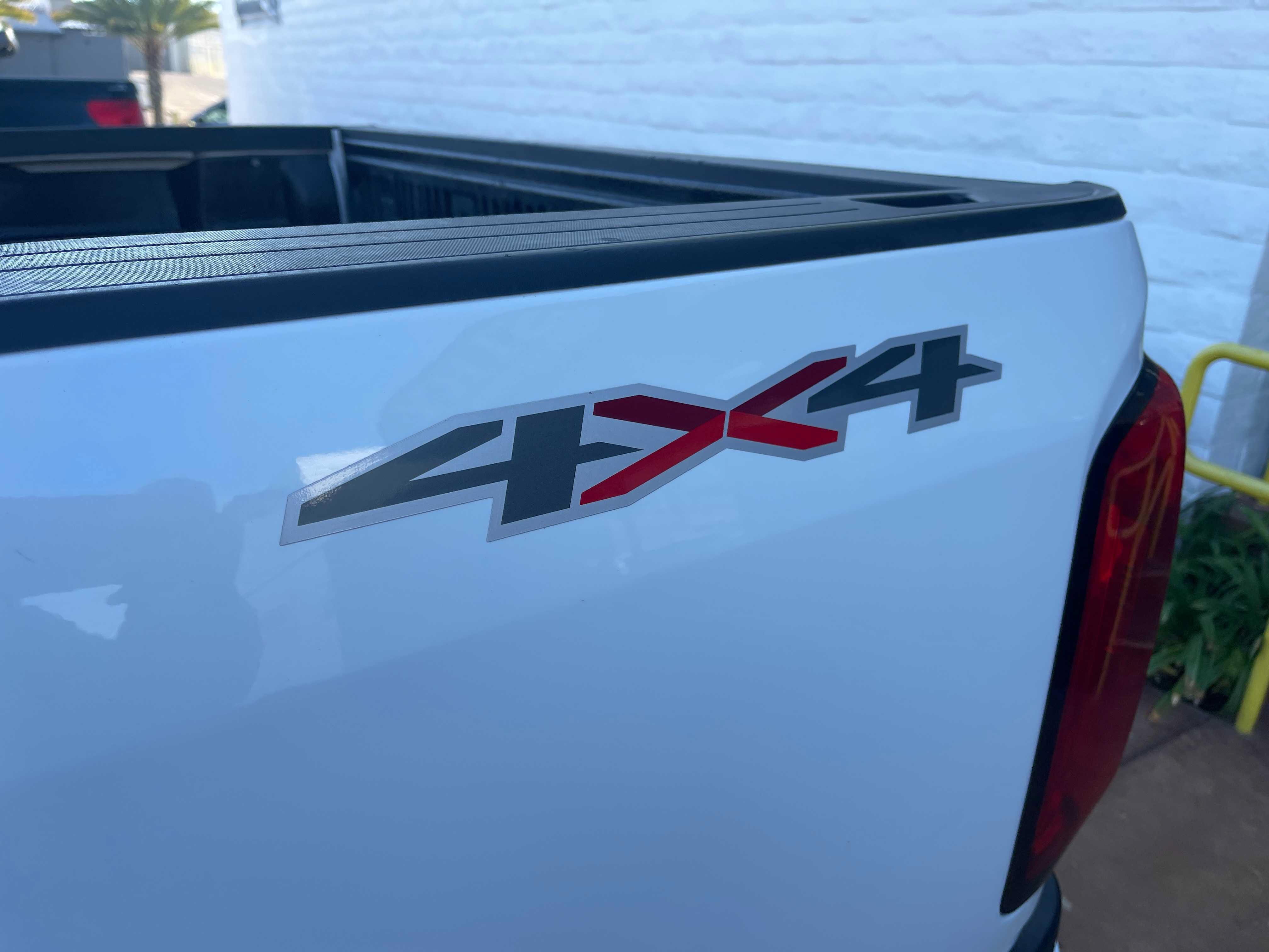 Used 2021 Chevrolet Colorado LT AWD/4WD image 10