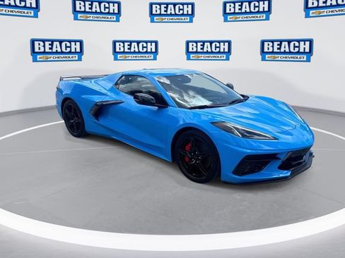 Used 2021 Chevrolet Corvette Stingray Preferred Conv w/ Z51 Performance Package RWD image 2