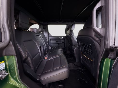 Used 2024 Ford Bronco Badlands image 29