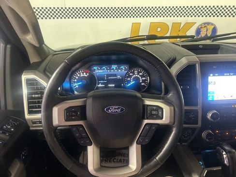 Used 2018 Ford F150 Lariat w/ Equipment Group 502A Luxury AWD/4WD image 17
