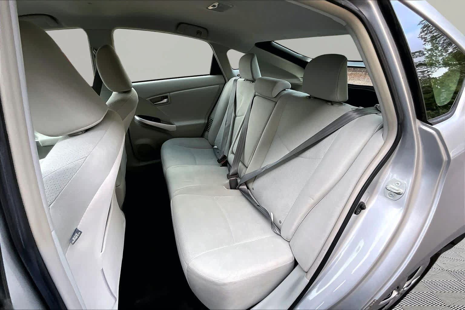 Used 2013 Toyota Prius Two FWD image 21