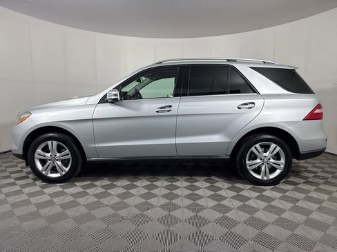 Used 2015 Mercedes-Benz ML 350 4MATIC image 2