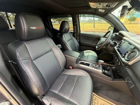 Used 2022 Toyota Tacoma TRD Pro AWD/4WD image 10