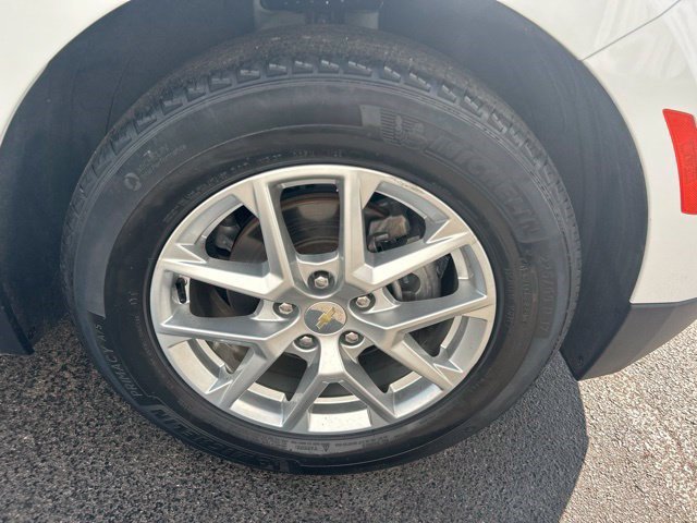 Used 2022 Chevrolet Equinox LS w/ LPO, Floor Liner Package FWD image 46