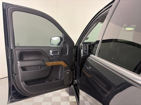 Used 2016 Chevrolet Silverado 1500 LTZ w/ Sport Package AWD/4WD image 12