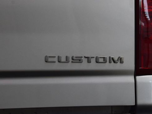 Used 2022 Chevrolet Silverado 2500 Custom w/ Custom Value Package AWD/4WD image 24