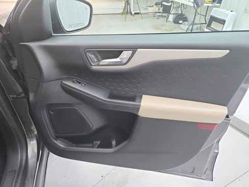 Used 2020 Ford Escape SEL FWD image 38