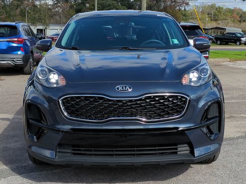 Certified 2022 Kia Sportage LX w/ LX FWD Value Edition Package image 9