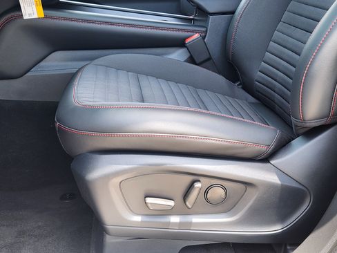 New 2026 Ford Explorer ST-Line w/ ST-Line Street Pack RWD image 18