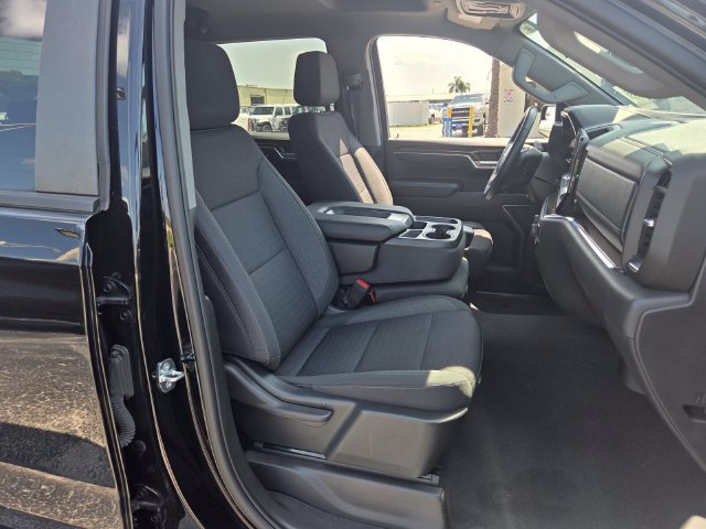 Used 2023 Chevrolet Silverado 1500 LT AWD/4WD image 19
