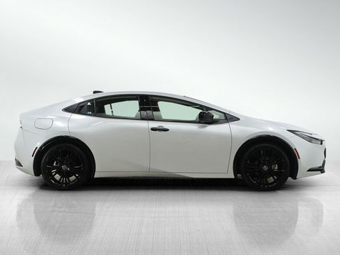 Used 2026 Toyota Prius Plug-In Hybrid image 6