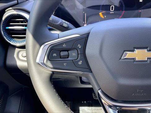 Certified 2026 Chevrolet Trax LT w/ LT Convenience Package FWD image 18