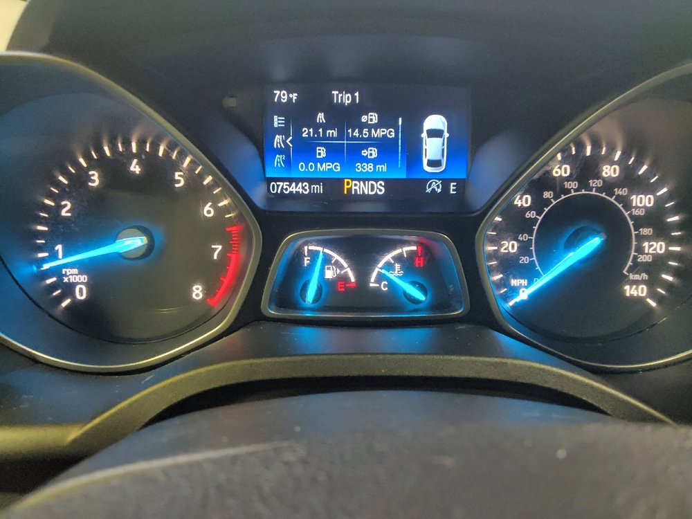 Used 2017 Ford Escape SE w/ Equipment Group 201A FWD image 23