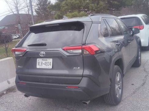 Used 2024 Toyota RAV4 XLE image 7