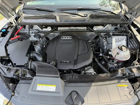 Used 2019 Audi Q5 2.0T Premium Plus w/ Premium Plus Package AWD/4WD image 21