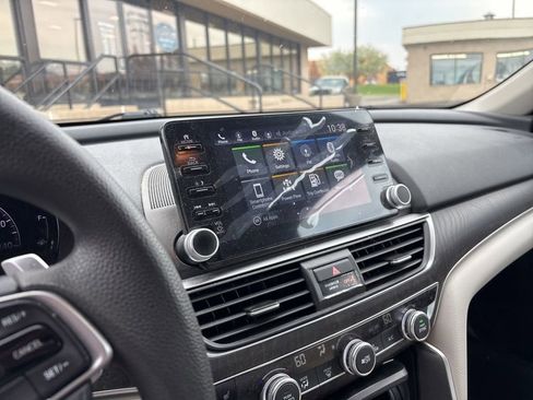 Used 2021 Honda Accord EX image 8