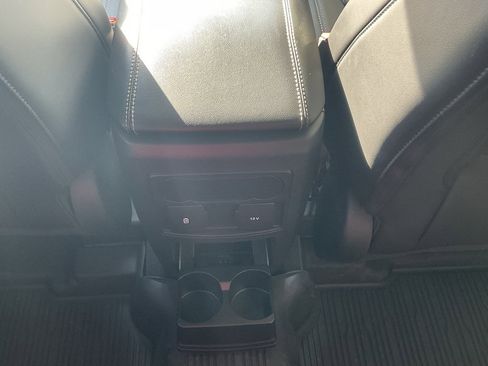 Used 2023 Ford Explorer XLT w/ Equipment Group 202A image 20