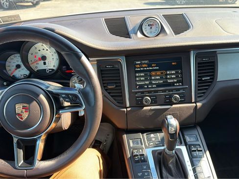 Used 2015 Porsche Macan S AWD/4WD image 27