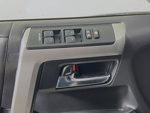 Used 2024 Toyota 4Runner SR5 AWD/4WD image 17
