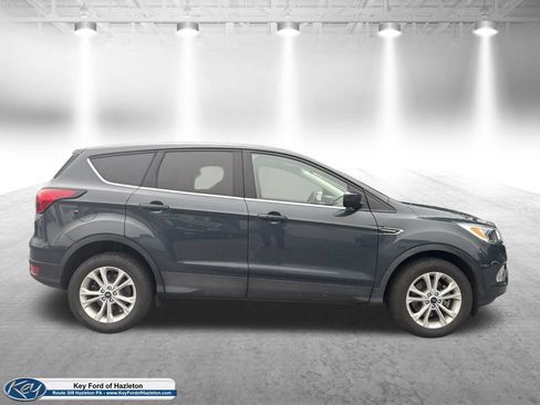 Used 2019 Ford Escape SE AWD/4WD image 9