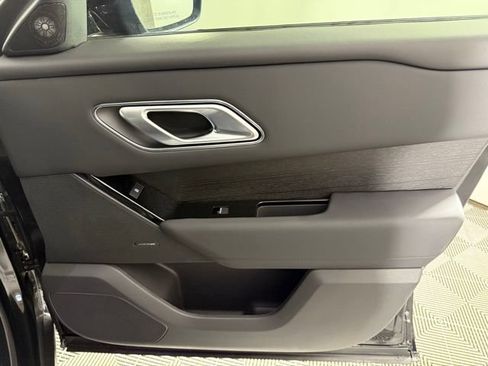 Used 2026 Land Rover Range Rover Velar Dynamic SE AWD/4WD image 33