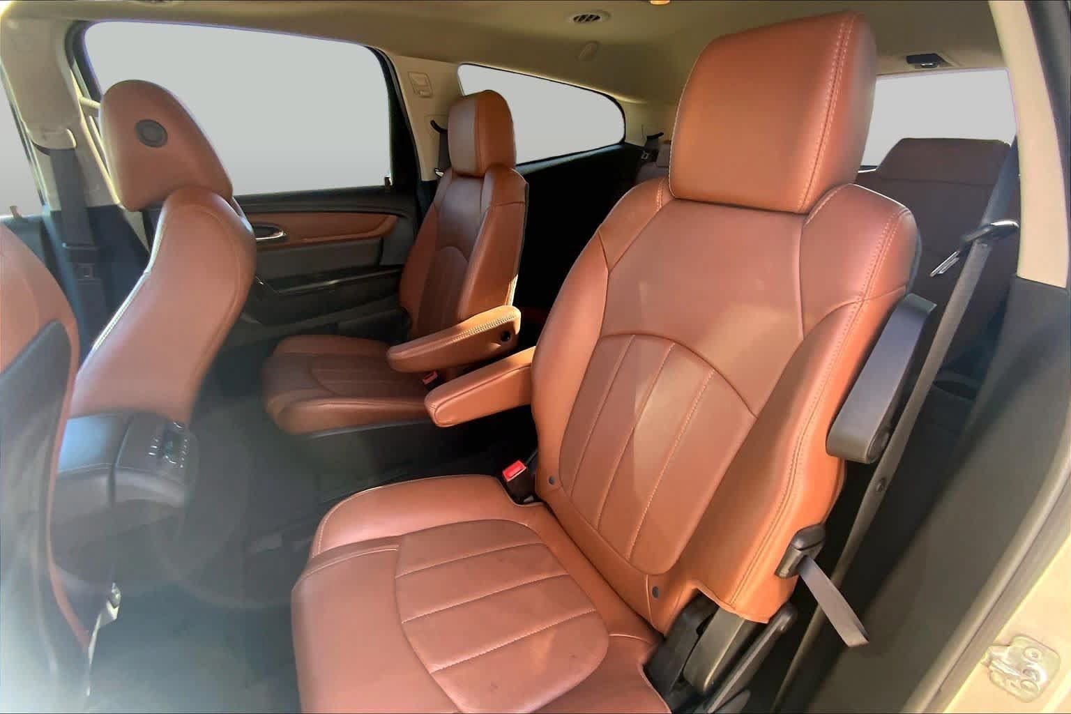 Used 2016 Chevrolet Traverse LTZ FWD image 19