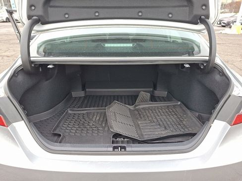 Used 2023 Toyota Camry SE image 29