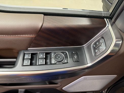 New 2026 Ford F250 King Ranch w/ Chrome Package AWD/4WD image 18