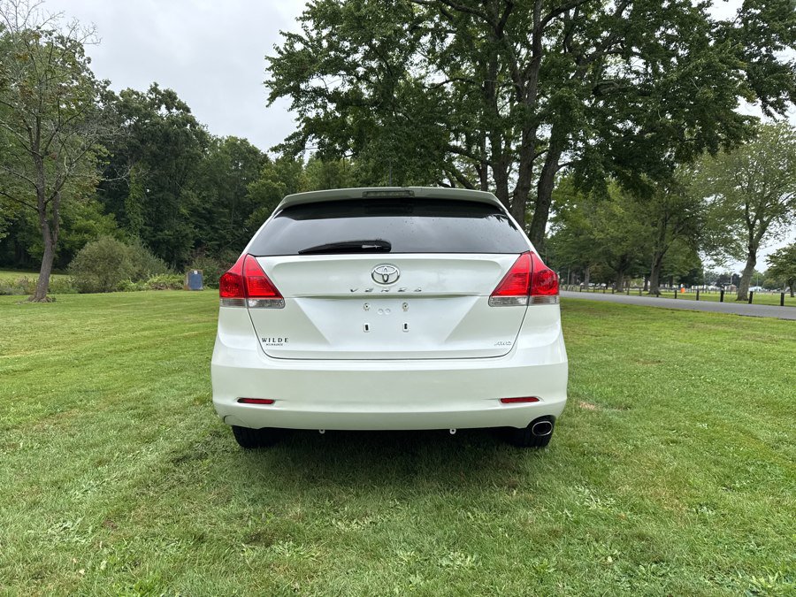 Used 2010 Toyota Venza AWD image 19