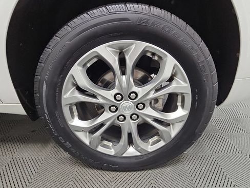 Used 2020 Buick Enclave Avenir w/ Avenir Technology Package FWD image 49