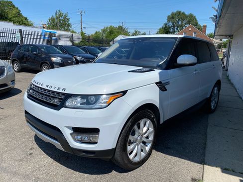 Used 2017 Land Rover Range Rover Sport HSE AWD/4WD image 6