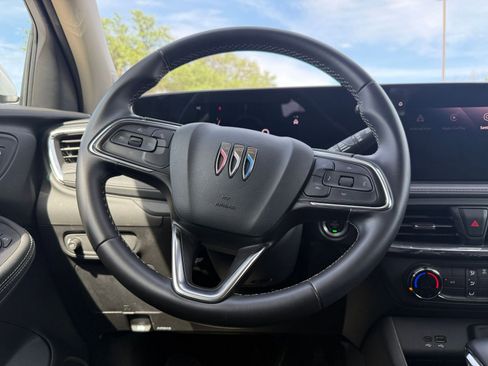 Used 2025 Buick Encore GX Preferred FWD image 29