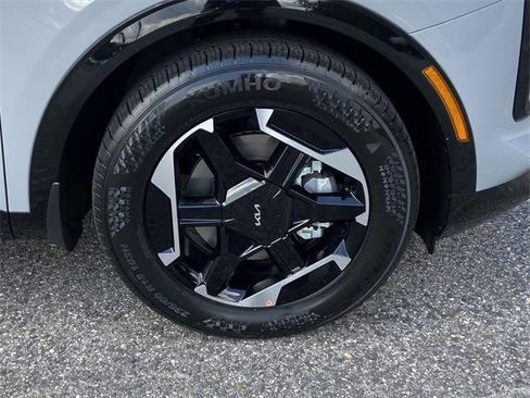 New 2026 Kia Sportage SX image 7