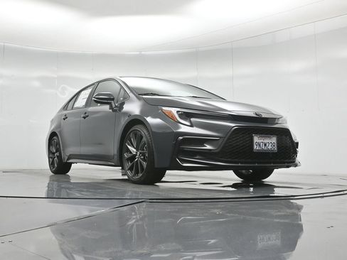 Used 2024 Toyota Corolla XSE FWD image 47