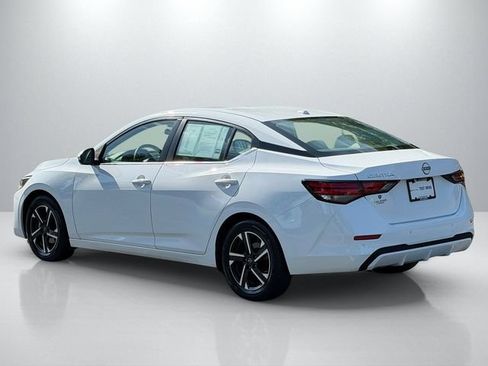 Used 2025 Nissan Sentra SV FWD image 5