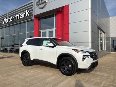 New 2026 Nissan Rogue SV w/ Cold Weather Package