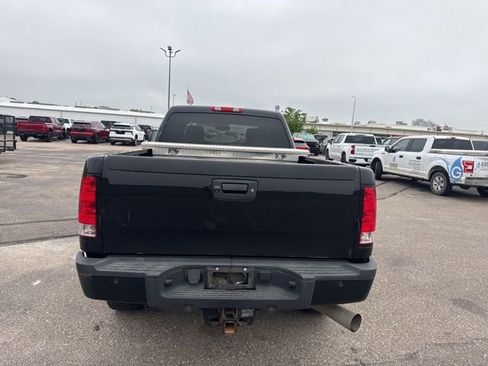 Used 2012 GMC Sierra 2500 Denali w/ Suspension Package, Off-Road image 6