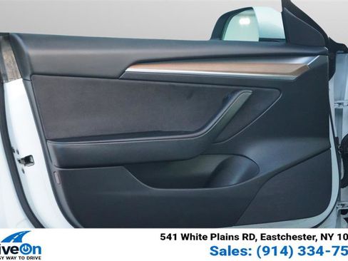 Used 2021 Tesla Model 3 Standard Range Plus image 28