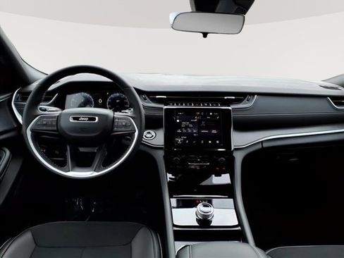 New 2025 Jeep Grand Cherokee 4WD image 13