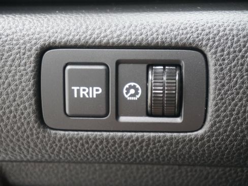 Used 2019 Honda Accord LX image 18