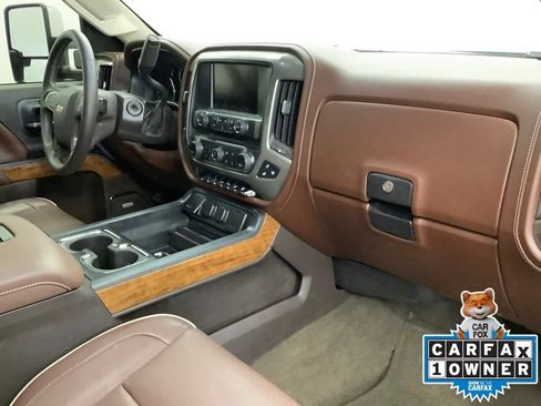 Used 2016 Chevrolet Silverado 2500 High Country w/ Duramax Plus Package AWD/4WD image 27